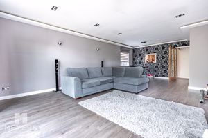 Lounge- click for photo gallery